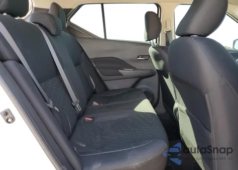 2023 Nissan Kicks Sv z USA, uszkodzony, nr VIN 3N1CP5CV2PL559644